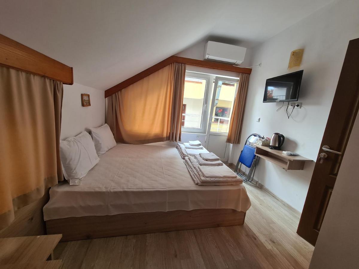 Guest Rooms Kostovi Nessebar Exterior foto